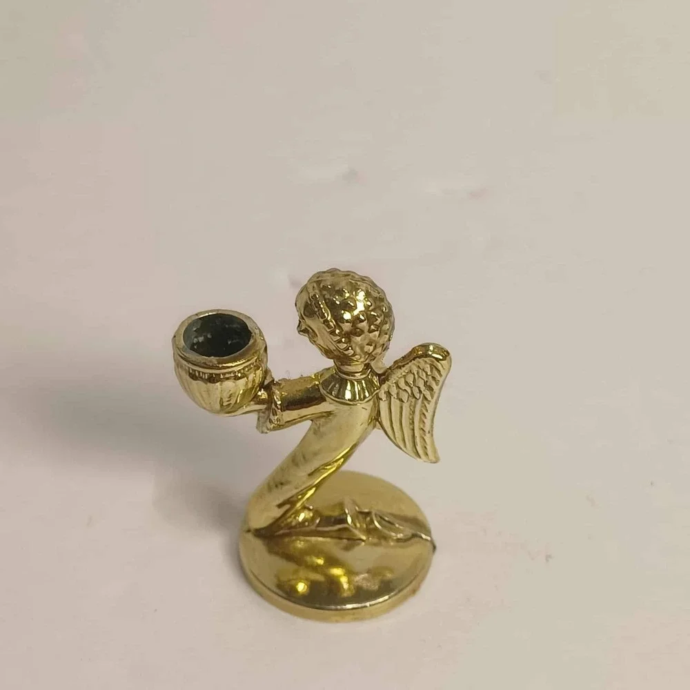 N/A charming gold
